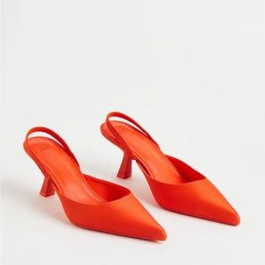 ✨Slingback Kitten Heels✨